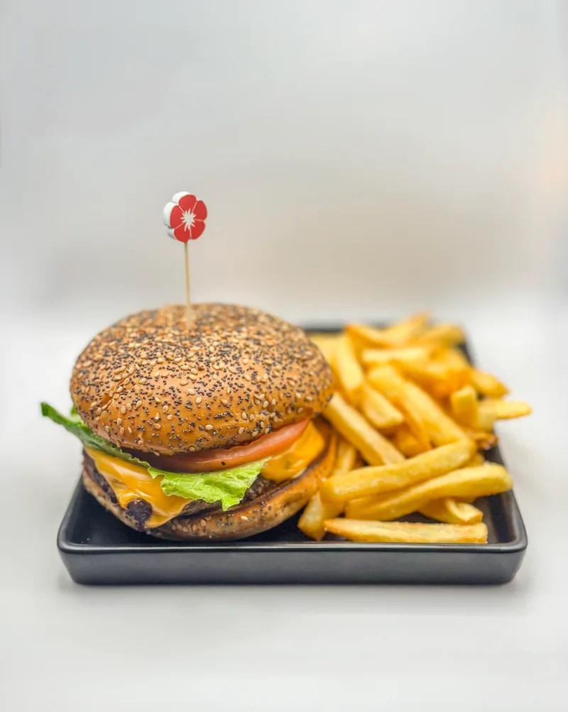 Burger at Macarena's Kitchen